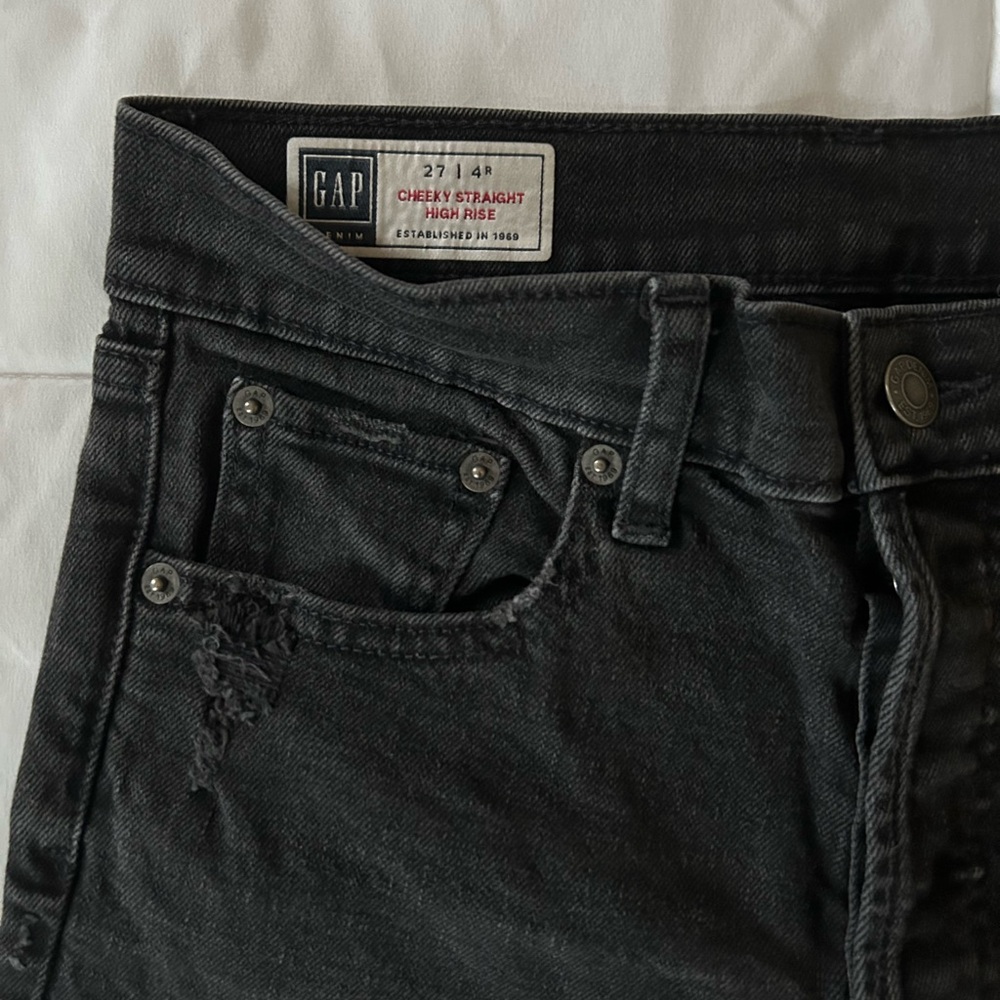 GAP 4R High Rise Cheeky Straight Jeans in Black with Hidden Button Fly - Picture 9 of 16